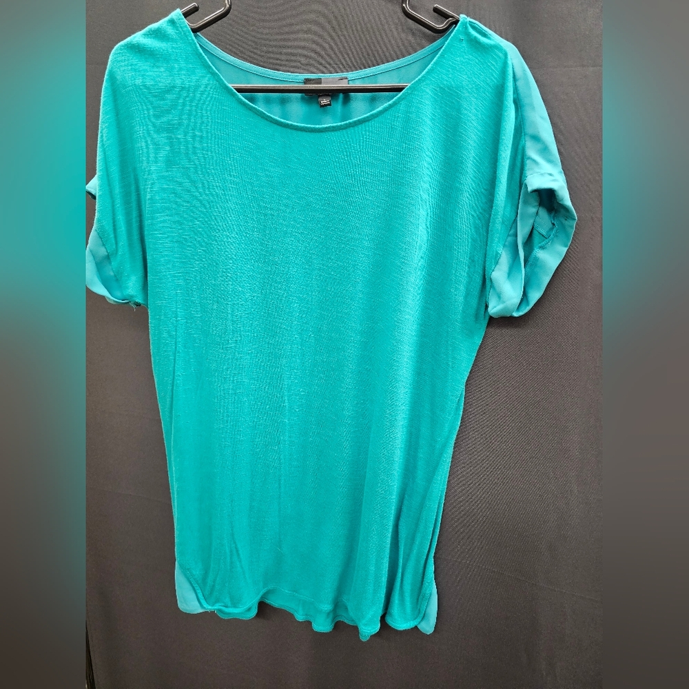 The Limited Turquoise Short Sleeve Top